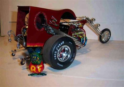 Many times these front ends have extended forks that add to the bike's another must with chopper trike customization are known as sissy bars, which are tubes that extend from the motorcycles frame to the rear bumper. The "C" Cab Shaker: Roth | Trike motorcycle, Vw trike ...