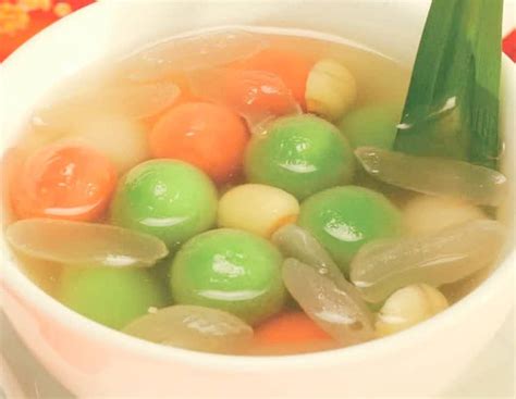 Manfaat jahe dan kunyit untuk gangguan di perut ini ternyata sudah diteliti oleh banyak penelitian. Tips mudah cara membuat resep minuman wedang ronde jahe ...