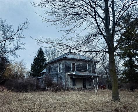 Found This Creepy Abandoned Farm House Yesterday In Rural Michigan