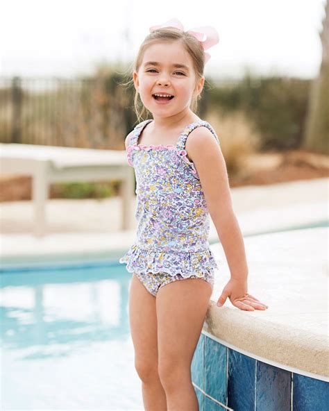 Floral Knit Swim Suit En 2020 Ropa Para Niñas Bikini Para Niñas Y Vestidos De Baño Niñas