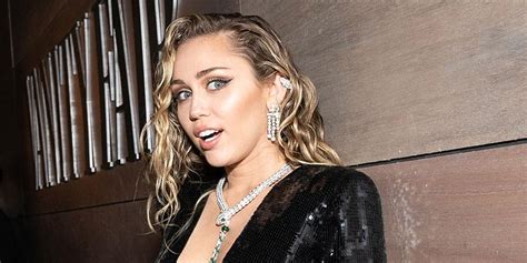Miley Cyrus Shares 2nd Naked Photo In Less Than A Week