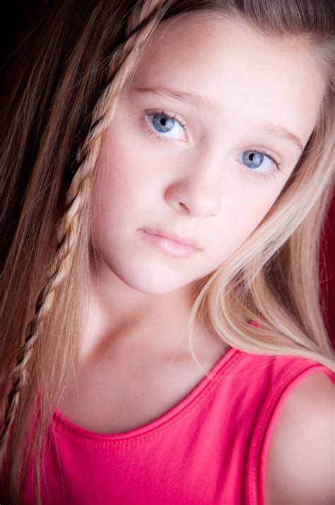 Head Shots Lizzy Greene