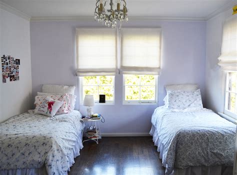 First of all, think about. California Girls' Room Makeover - Easy Paint Ideas | COCOCOZY