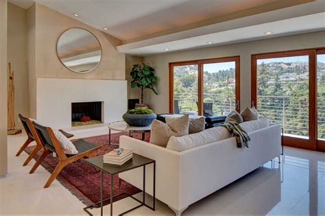 The Living Room Boasts An Unobstructed View Multi Million Dollar Homes