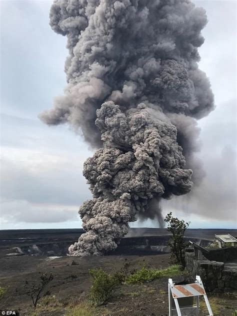 Toxic Gas In Hawaii Volcano Concern And Explosions Could Hurl Boulders