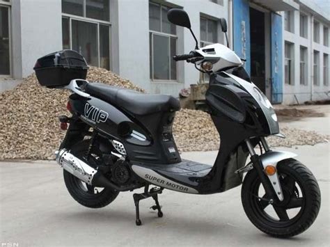 Find the best deals for new and used motor scooters, mopeds, vespas, and electric scooters near you. 14 Best New Mopeds for Sale in 2020 Reviewed | Mopeds for ...