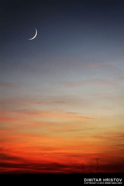 Expressive Woman Portrait Photography Moon Sunset Stars 54ka Crescent