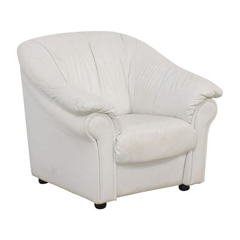 Compare 2021 chairs collection at the best specs and prices of sofas + sectionals, chairs, ottomans + stools + benches and more. 90% OFF - West Elm West Elm White Leather Armchair / Chairs