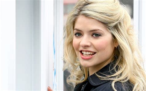 Wallpaper Holly Willoughby Blonde Hair Eyes Smile 2560x1600