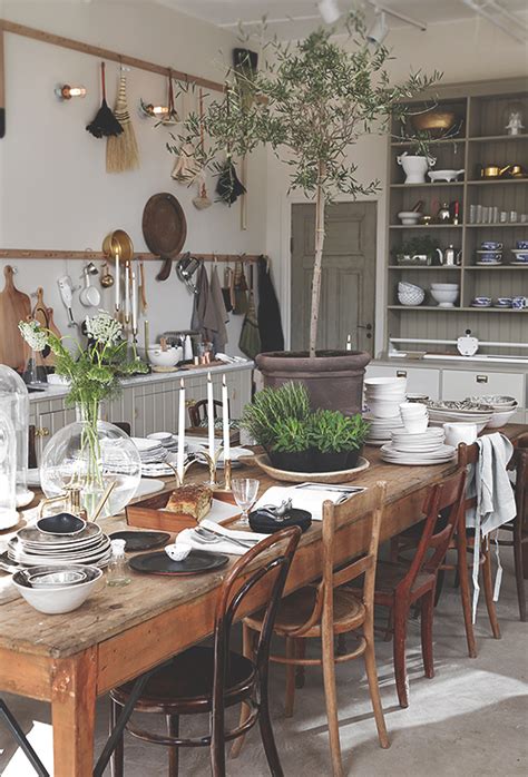 Shop the shabby chic dining tables collection on chairish, home of the best vintage and used furniture, decor and art. 14 Country Dining Room Ideas - Decoholic