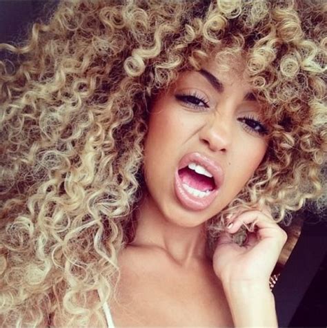 fashionistaswonderland “instagram t cecyl ” honey blonde hair curly hair styles natural