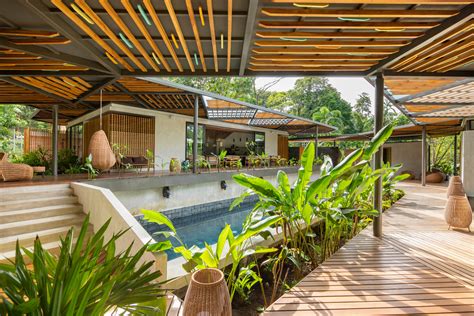 Studio Saxe Weaves Caribbean Courtyard Villa Into A Costa Rican Jungle