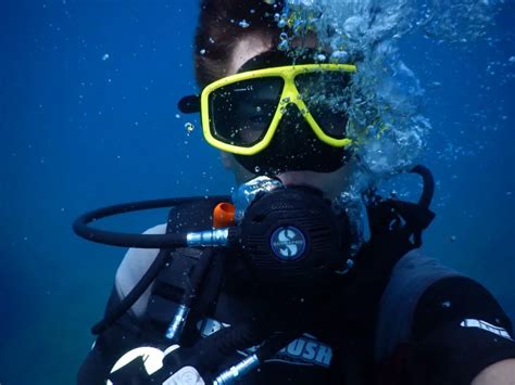 Decompression Diving What Exactly Is It Scuba Diving Gear