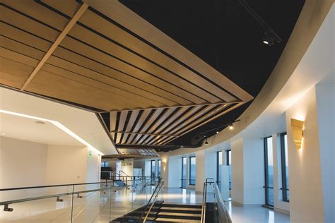 Armstrong ceilings | armstrong is been committed to enabling you to create sustainable, healthy, inspirational designs using our ceiling and wall products. Armstrong Ceiling Solutions Provide Endless Options in ...