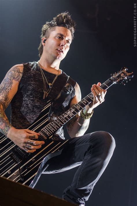 Synyster Gates 2014 A7x So Awesome Musica