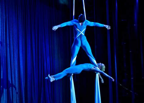Acrobats For Events Hire Acrobatic Duo Booking Agency France