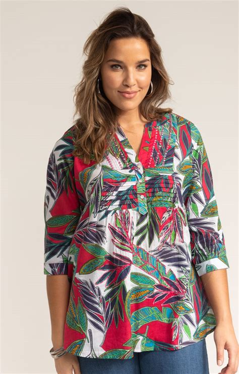 25.90€ 54.99€ & livraison offerte à partir de 29.99€ économisez (29.09€) alors osez l'originalité ! BLOUSE EN VOILE DE COTON IMPRIME - 49,95€ - Toscane