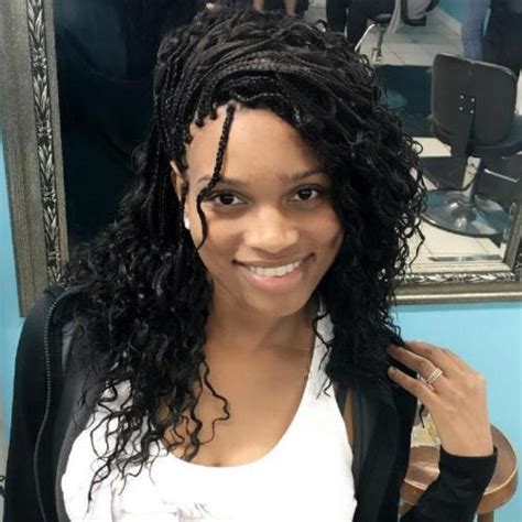 There are a variety of hairstyles that you can do with your braids. 40 Ideas of Micro Braids, Invisible Braids and Micro Twists
