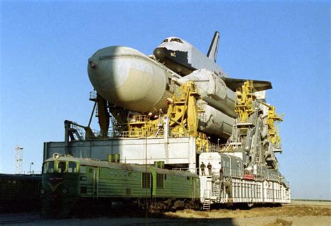 Buran The Soviet Space Shuttle English Russia
