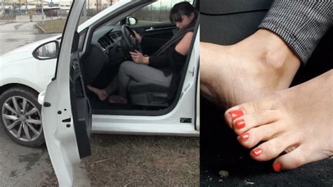 385 Barefeet Hitting Curbs Starring Miss Iris Pedal Vamp