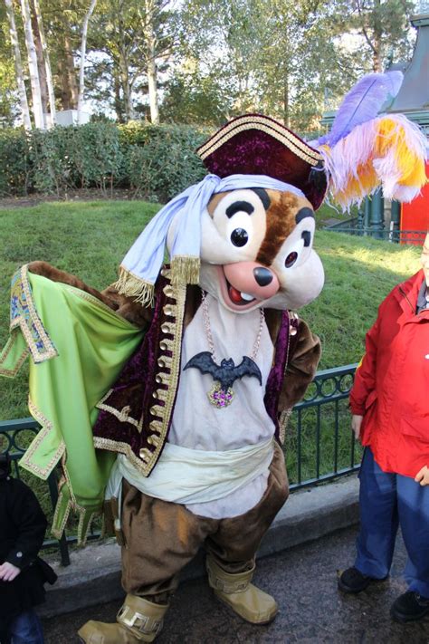 Worldwide Wednesdays Great Halloween Costumes At Disneyland Paris
