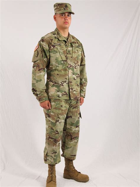 Military Considering A Uniform Change