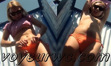 Voyeur WC Beach Cabin Spy Cam Best Scenes Of Nude Amateur Body In Beach Change Cabin