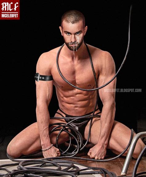Rule 34 Actor Bulge Celebrity Chace Crawford Cum On Face Leash