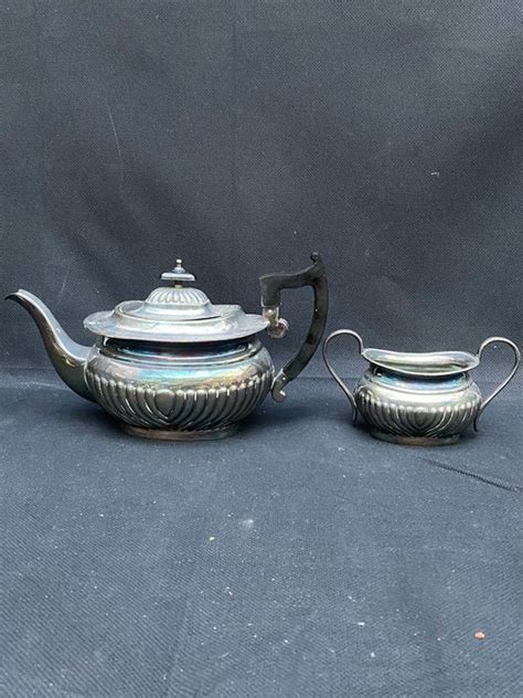 Viners Of Sheffield Tea Set Teapot And Pot Silverplate Catawiki