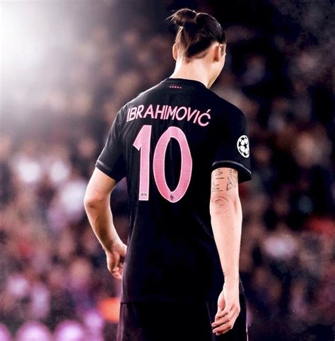 Only the best hd background pictures. Zlatan in black | Zlatan ibrahimović, Psg, Sports