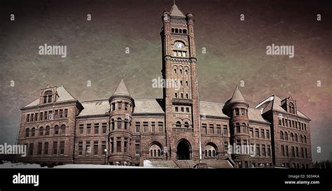 Central High School In Duluth Minnesota Stock Photo Alamy