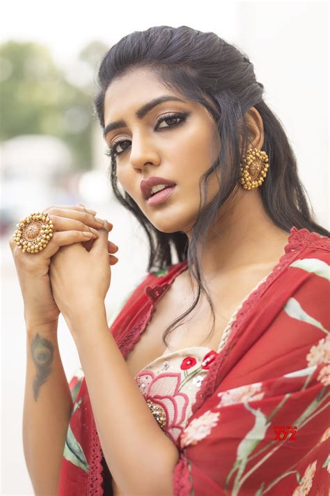 Actress Eesha Rebba Lovely And Sexy New Stills Social News Xyz