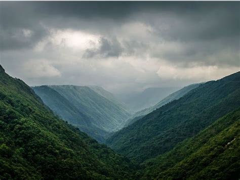 Head To Cherrapunji The Wettest Place In India Nativeplanet