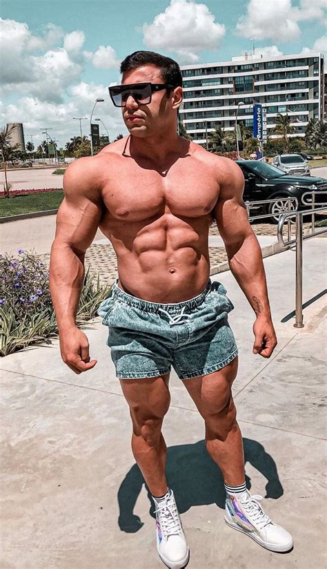 Pin By Mt On Sexy Muscle Guy Pictures Sexy Men Bodybuilding