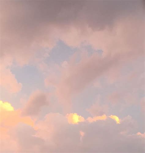 𝑷𝒊𝒏𝒕𝒆𝒓𝒆𝒔𝒕 𝒉𝒐𝒏𝒆𝒆𝒚𝒋𝒊𝒏 Sky Aesthetic Pretty Sky Clouds
