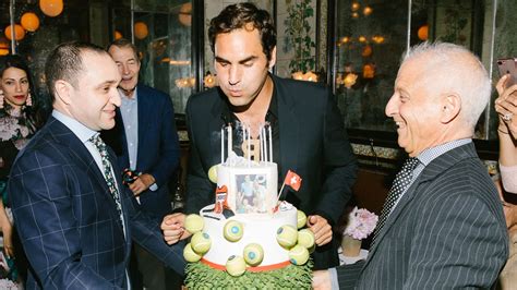Roger Federer Celebrates His 36th Birthday In New York City Vogue