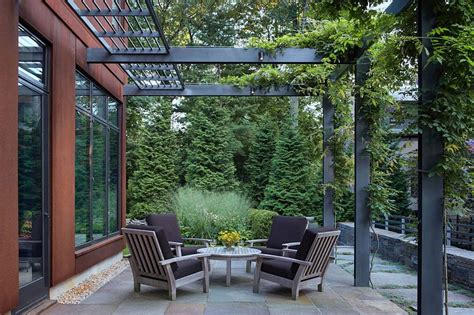 Schnelle lieferung und montage von unseren experten mit jahrelange erfahrung. Cor-Ten Steel Structure Gives Georgian Revival Home a ...
