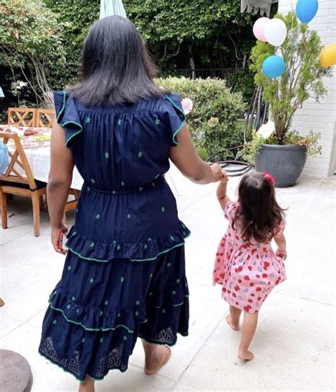 Jeremy reed on the mindy project, talked about. Mindy Kaling shares very rare photo of daughter for this ...