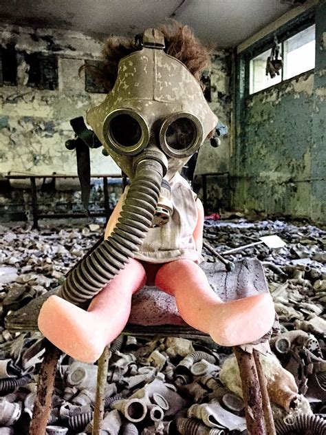 Como Visitar Chernobyl Na Ucrânia Guia Completo Gas Mask Art Masks
