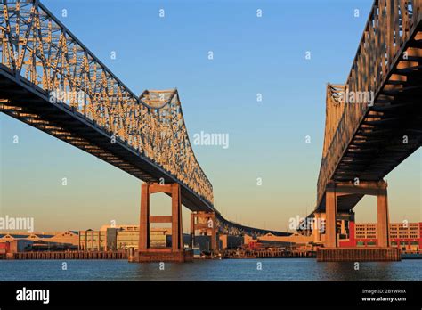 Crescent City Connection Bridge New Orleans Louisiana Usa Stock