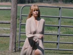 Kelly Reilly Yellowstone Nude Telegraph