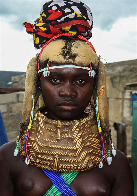 Fotos Gratis Gente Mujer Hembra Joven Carnaval Color África Niño Negro Tribu