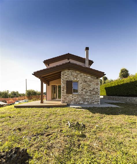 Inserisci il tuo indirizzo email per ricevere avvisi quando saranno disponibili nuovi annunci per interni case in pietra legno. Una casa in legno costa meno di una casa in cemento? Sì ...