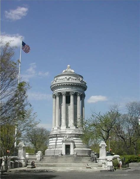 Soldiers And Sailors Monument Riverside Park ©mitchellhall