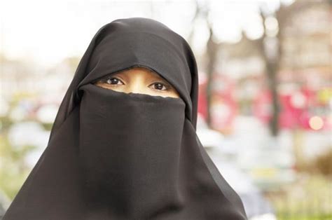 Niqab Ban Enforced In Tunisia After Spate Of Terror Attacks Daily Star