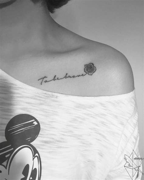 The clavicle, aka collarbones, are two curved bones joining the breastbone to the shoulder blades, one on the left and one on the right. Tattoos are badass in general, but it's really the ...