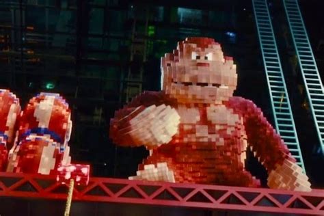 Pixels Adam Sandler Luta Contra O Pacman No Primeiro Trailer