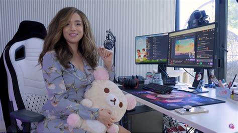 What Is Pokimanes Gaming Setup Gaming Chair Pc Headphones And More Revealed