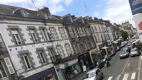 Subprefecture and commune in brittany, francepontivy pondisubprefecture and communethe château des rohan in pontivy coat of armslocation of pontivy. Pontivy. Stationnements en centre-ville : ce qui va ...