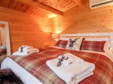 5 Best Lodges With Hot Tubs Kent Best Lodges With Hot Tubs